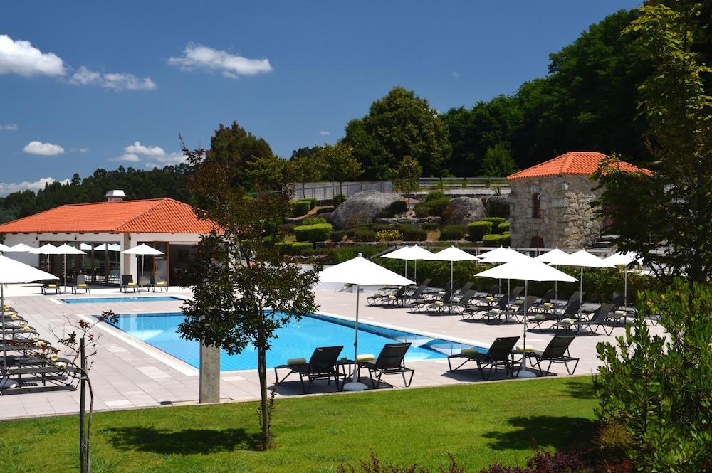 Pousada Mosteiro De Guimaraes Hotel Exterior photo